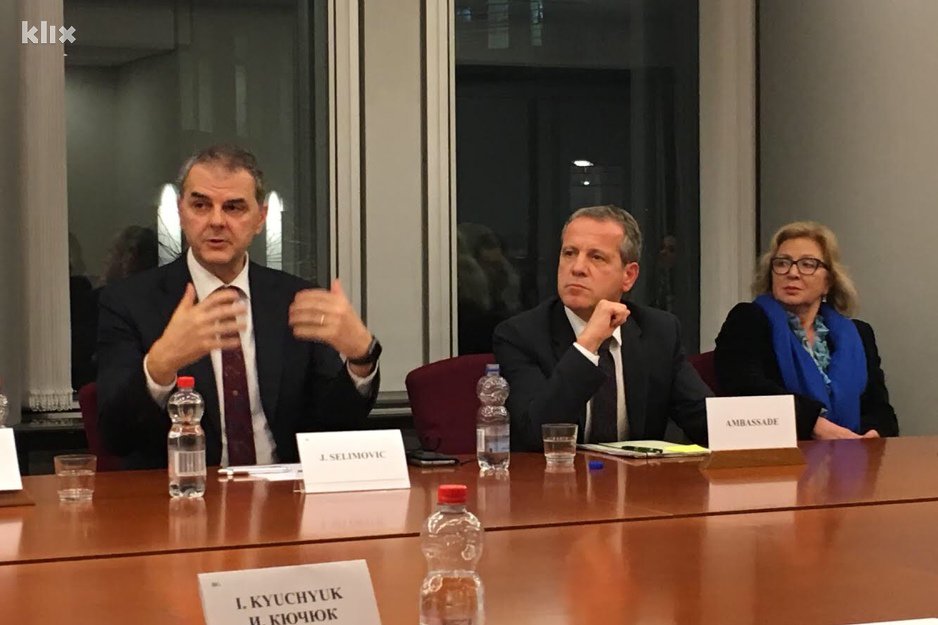 Jasenko Selimović organizovao okrugli sto u Evropskom parlamentu o investicijama u BiH